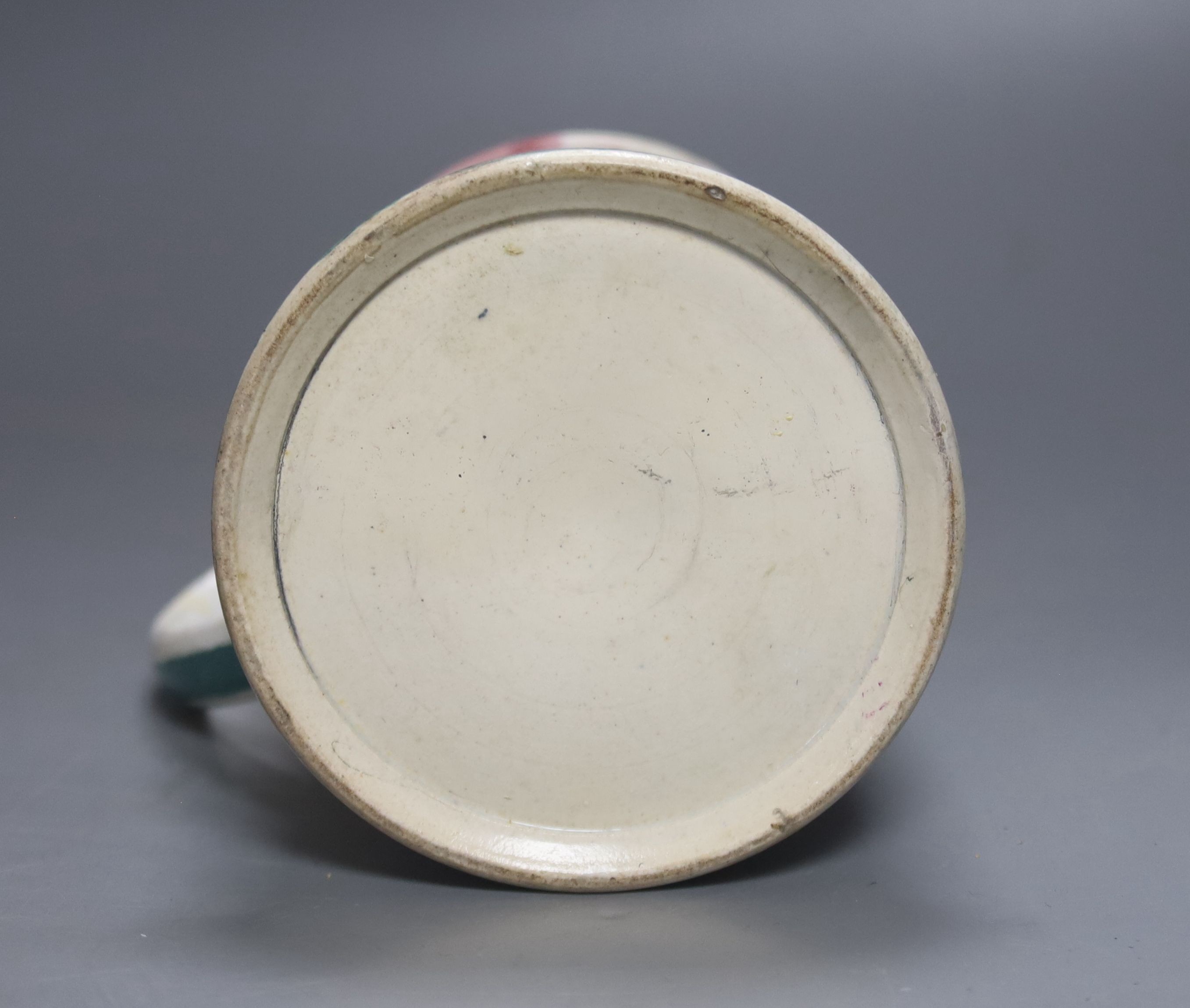 An early 19th century Sunderland pearlware ’frog’ mug, height 12.5cm